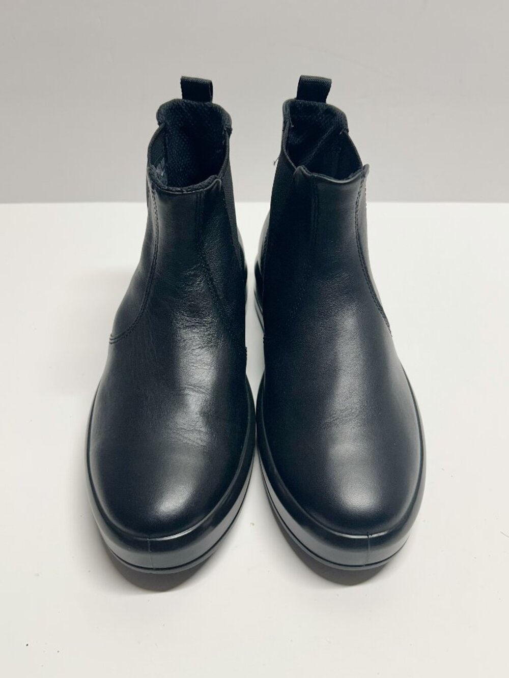 Ecco Black Chukka Boots - Smooth Leather Upper